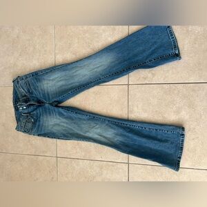 Low rise jeans